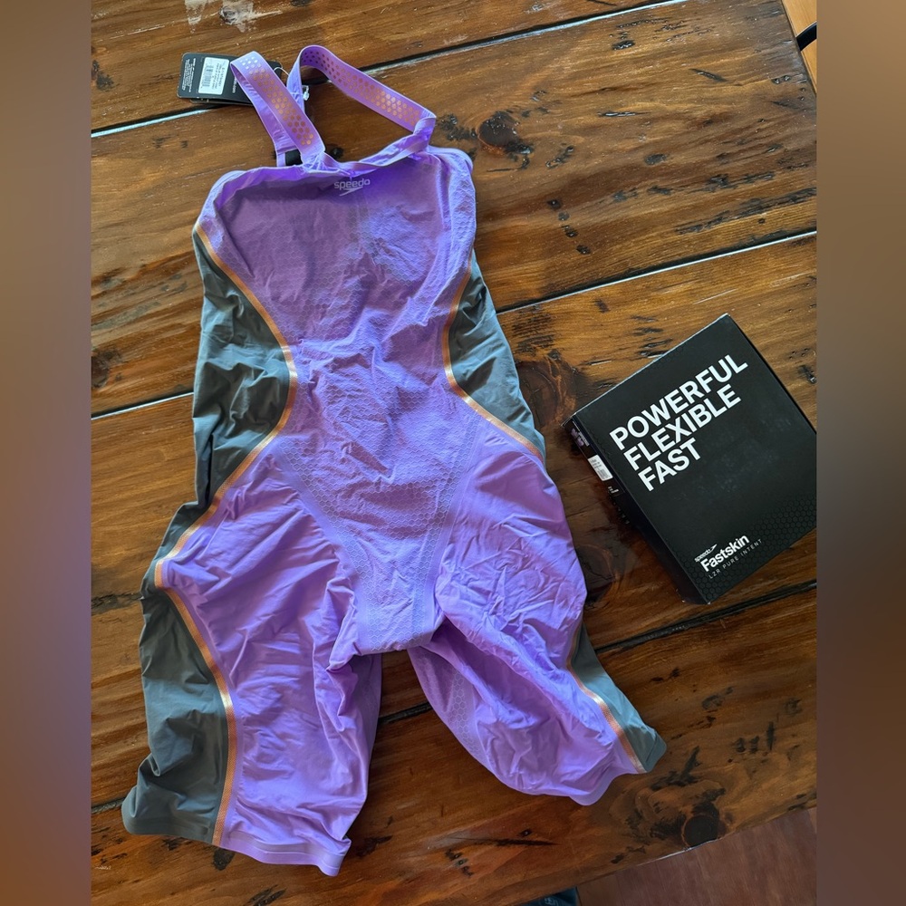 Speedo women’s fastskin pure intent purple tech suit size 30 nwt